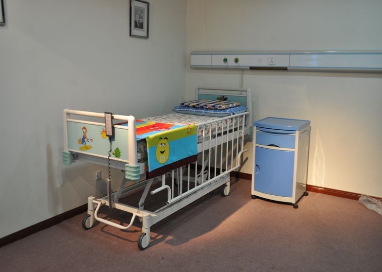 Wielofunkcyjny elektryczny szpital Szpital pediatryczny łóżka z czterema silnikami