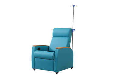 Regulowane fotele z fotelem do dializy ręcznej z IV biegunem na kółkach