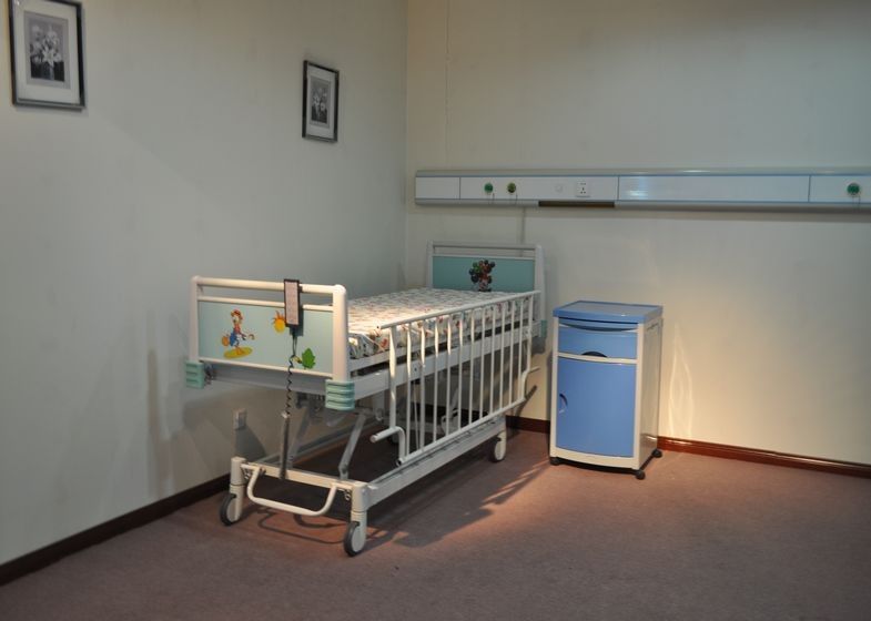 Wielofunkcyjny elektryczny szpital Szpital pediatryczny łóżka z czterema silnikami