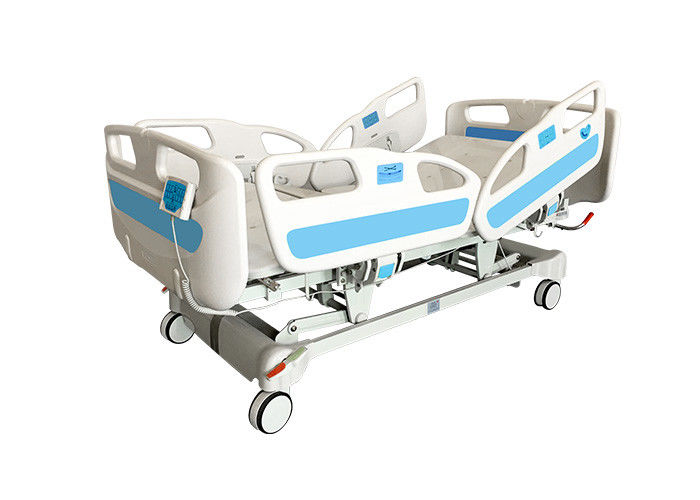 Wbudowany sterowanie balustradą Szpital ICU łóżko pięć funkcji z kontrolerem słuchawki
