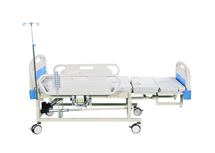 Elektryczne łóżko szpitalne obracane po stronie pacjenta z ręcznym kontrolerem ruchu